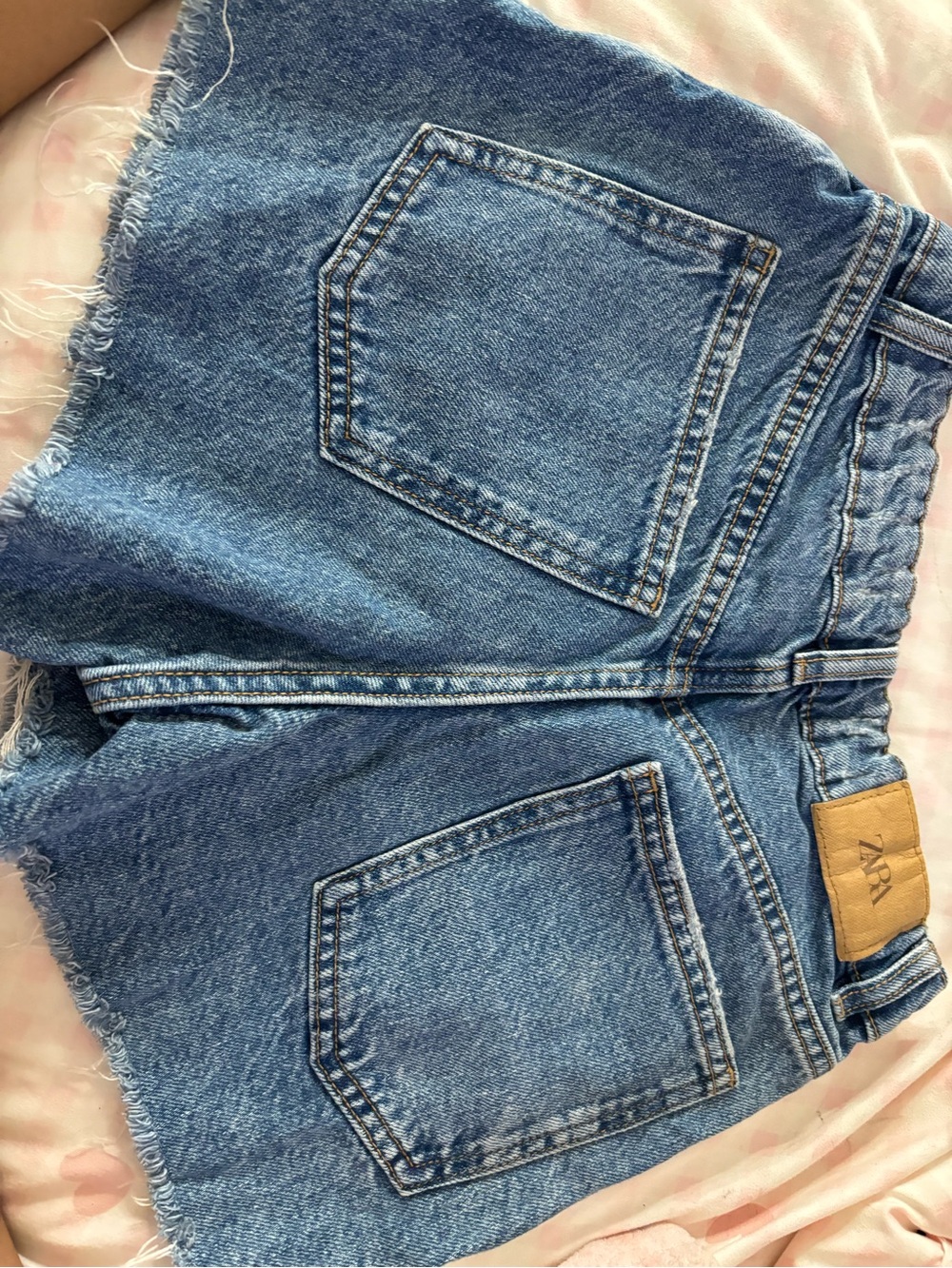Zara Blue Denim Mini Skirt with Frayed Hem - Picture 2 of 3